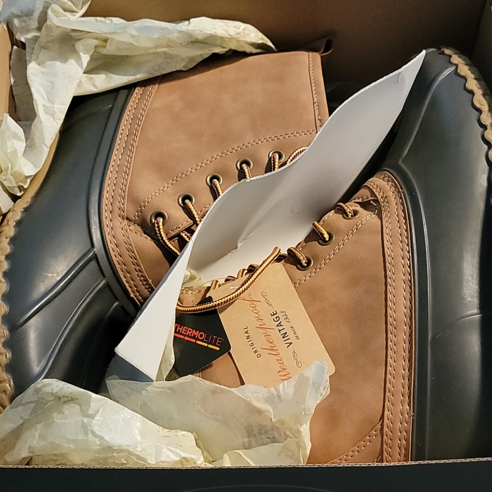 Duck boots,  NWT, brand new in box,  11